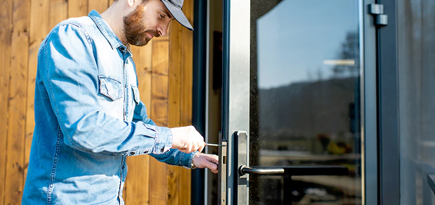 Frameless Glass Storefront Door Locks Replacement in La Presa, CA