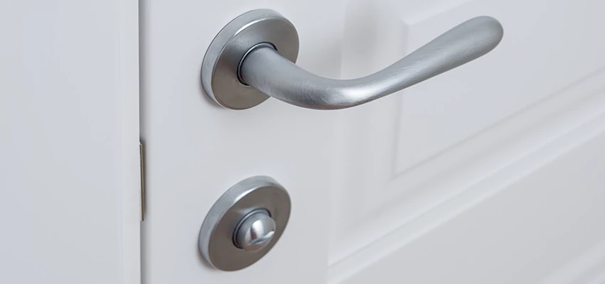 Single-Occupancy Restroom Locks Repair in La Presa, California